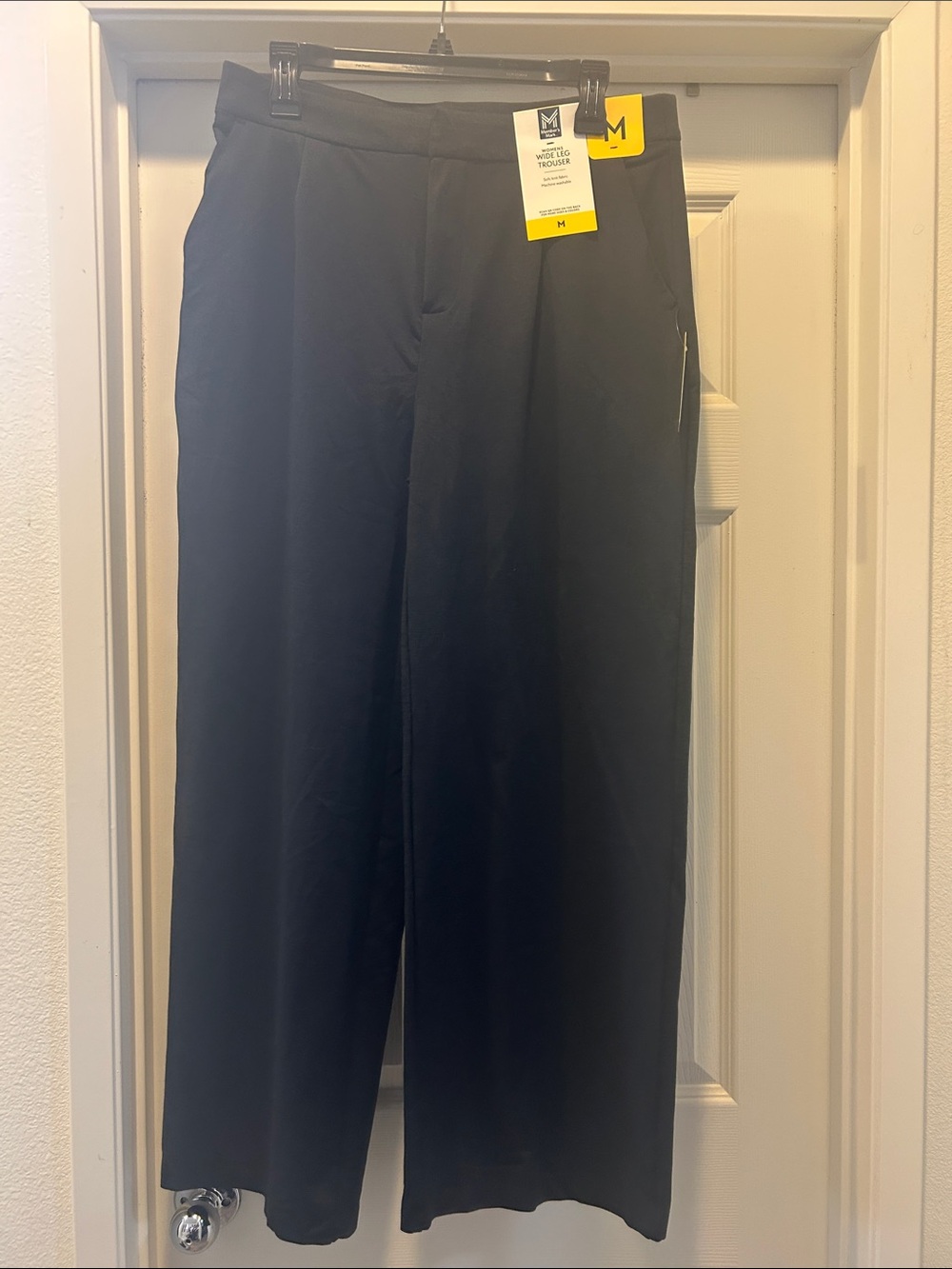 Wide Leg Pants in Black